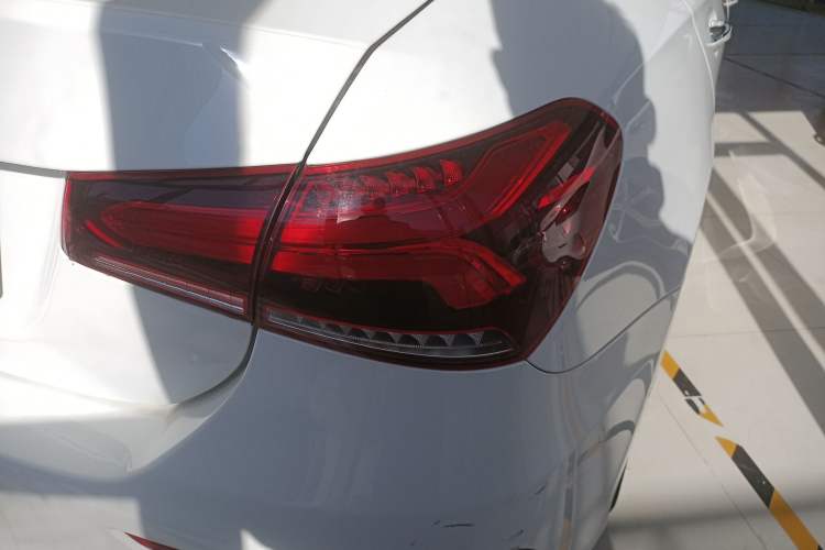 Used Mercedes-Benz A-Class 2021 A 200 L Sport Sedan Fashion Model
