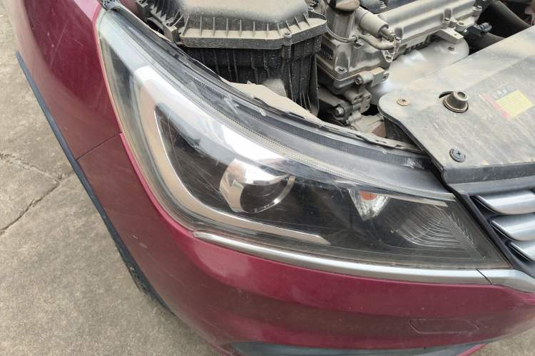 Used Baojun 310W 2017 1.5L Manual Fashion Model China V
