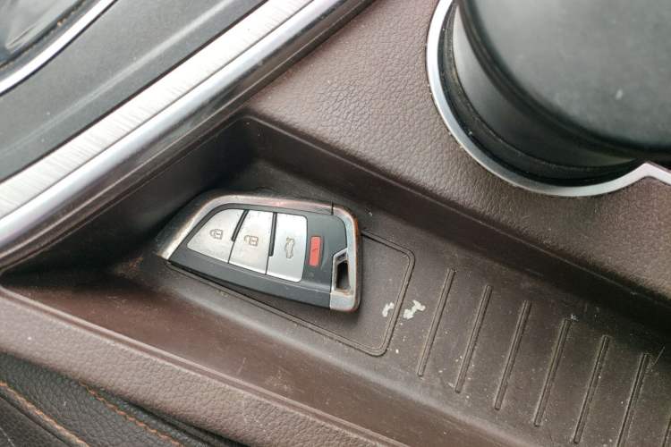 Used FORTHING Joyear X5 2017 Jingxiang Series 1.5T CVT Luxury Model Vehicle Key