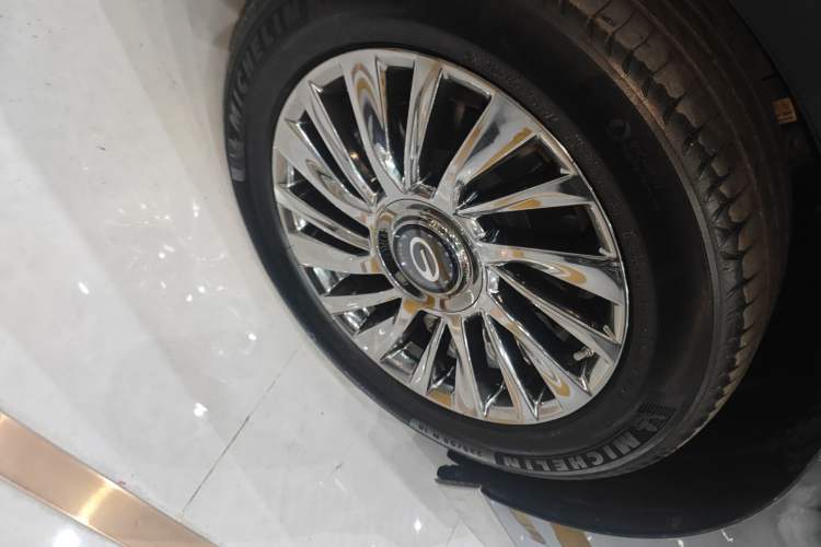 Used GAC Trumpchi M8 2023 Zongshi Series 400T Flagship Edition Right Front Wheel Hub