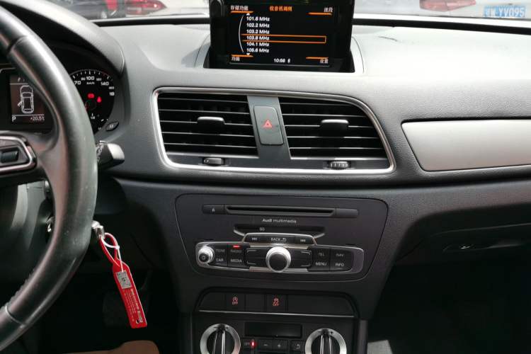 Used Audi Q3 2015 30 TFSI Ambition Edition