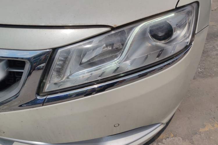 Used Geely Auto Emgrand GT 2015 1.8T Flagship Model Left Front Headlight