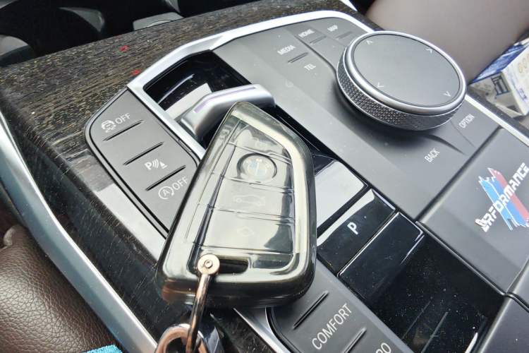 Used BMW 3 Series 2023 325Li M Sport Package Vehicle Key