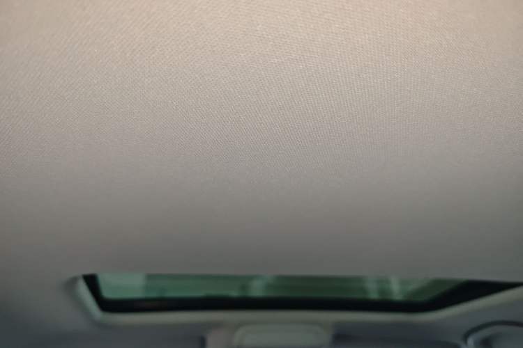 Used Volkswagen Sagitar 2018 1.6L Automatic Comfort Model Headliner