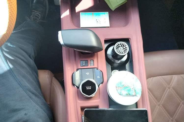 Used CHANGAN NEVO Q05 2024 Truly Delicious Version 125 Excellence Edition CATL