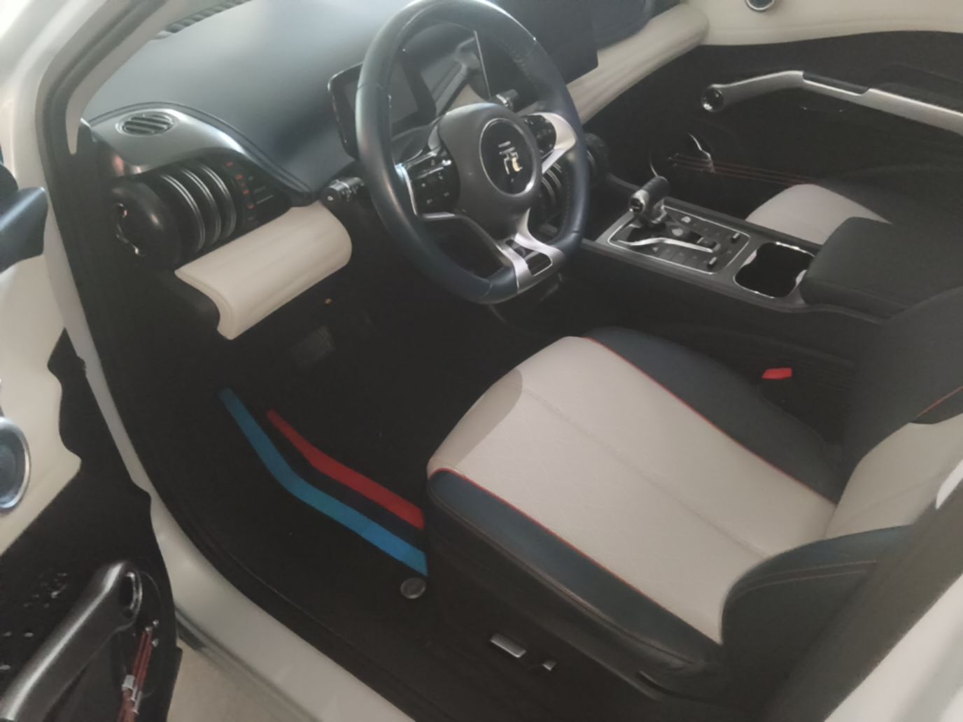 BYD Yuan PLUS 2022 510 km Luxury Version — снимка 18