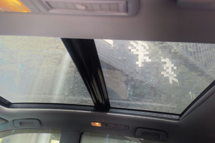 Used Toyota Highlander 2018 2.0T Four-Wheel Drive Luxury Edition 7 Seats China V Emission Standard Headliner