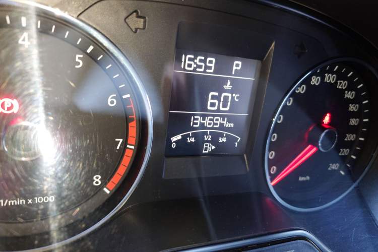 Used Volkswagen Polo 2014 1.6L Automatic Comfort Edition
