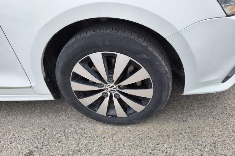 Used Volkswagen Sagitar 2017 230TSI Automatic Comfort Version