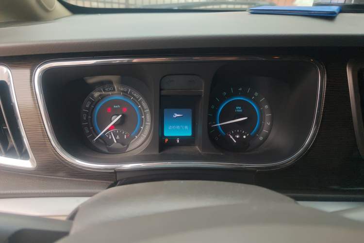 Used Buick GL8 2011 2.4L LT Luxury Business Executive Edition Instrument Cluster