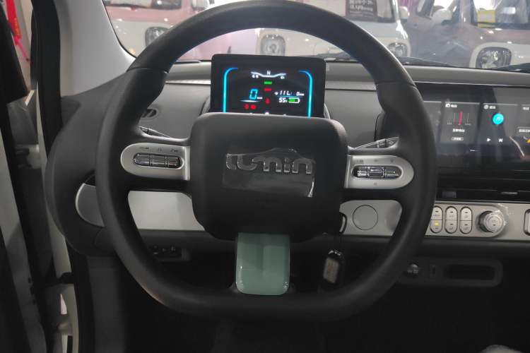 Used CHANGAN NEVO Lumin 2025 205 km Xiangqin Version