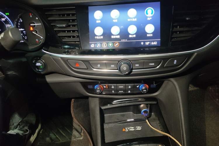 Used Buick Regal 2024 28T Luxury Edition