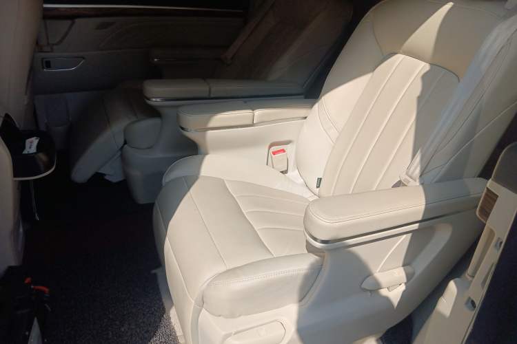 Used GAC Trumpchi M8 2018 320T Luxury Edition
