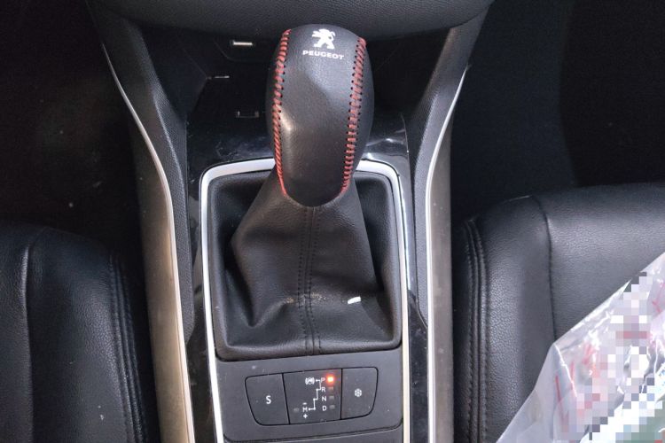 Used Peugeot 408 2015 1.2T Automatic Luxury Edition Gear Lever