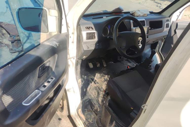 Used CHANGAN KAICHENG Star 9 2020 1.5L Base Model Van Transporter 5-Seater China VI Emission Standard DAM15KR