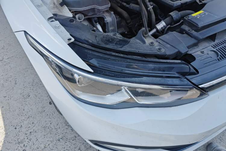 Used Volkswagen Golf 2021 200TSI DSG Pro Right Front Headlight