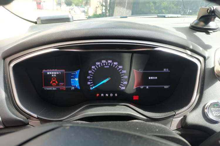 Used Ford Mondeo 2017 Facelifted EcoBoost 200 Luxury Version
