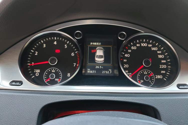 Used Volkswagen FAW-Volkswagen CC 2015 1.8TSI Luxury Model
