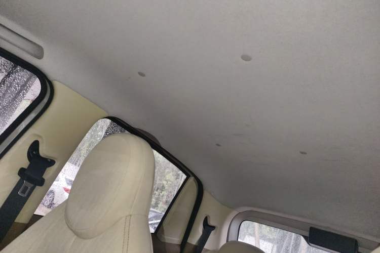 Used Wuling Hongguang MINIEV 2025 Four-Door Version Advanced Edition Headliner