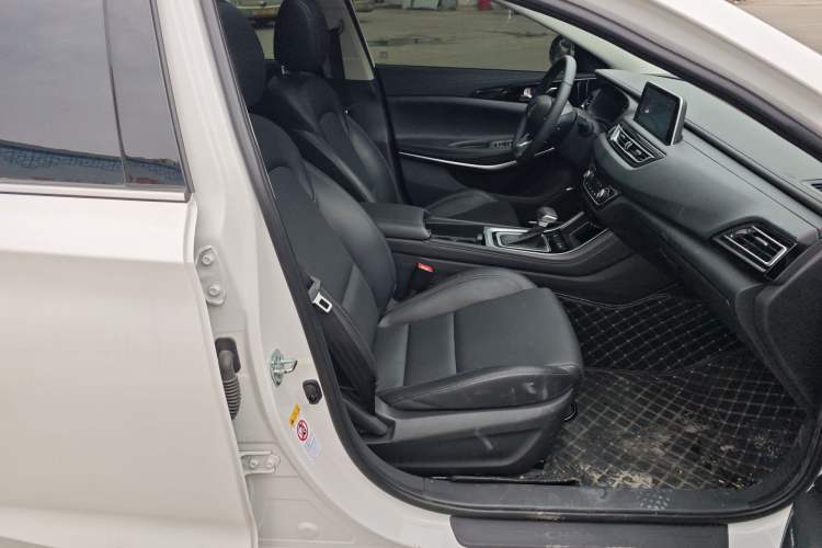 Used CHANGAN Ruicheng CC 2022 Blue Whale Edition 1.5T DCT Elite Model
