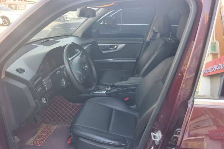 Used Mercedes-Benz GLK-Class 2011 GLK 300 4MATIC Fashion Model