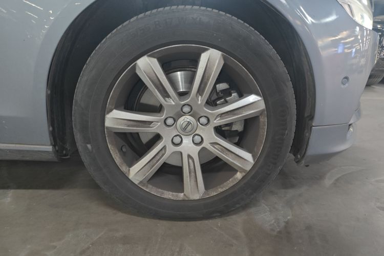 Used Volvo S90 2017 T4 Zhiyi Edition Right Front Wheel Hub