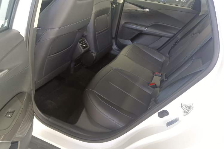 Used CHANGAN Eado DD 2023 Blue Whale NE 1.5T GDI DCT Luxury Edition