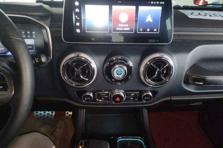 Used BAIC Off-Road BJ40 2023 2.0D Automatic Four-Wheel Drive Blade Hero Edition Adventurer Type
