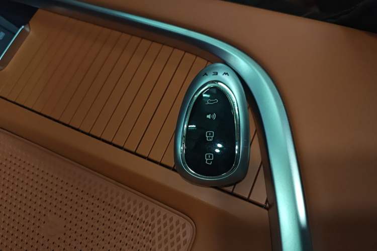 Used Wey Lanshan 2025 Four-Wheel Drive Ultra
