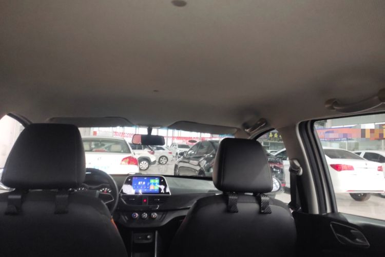 Used Baojun 310 2017 1.5L Automatic Fashion Model
