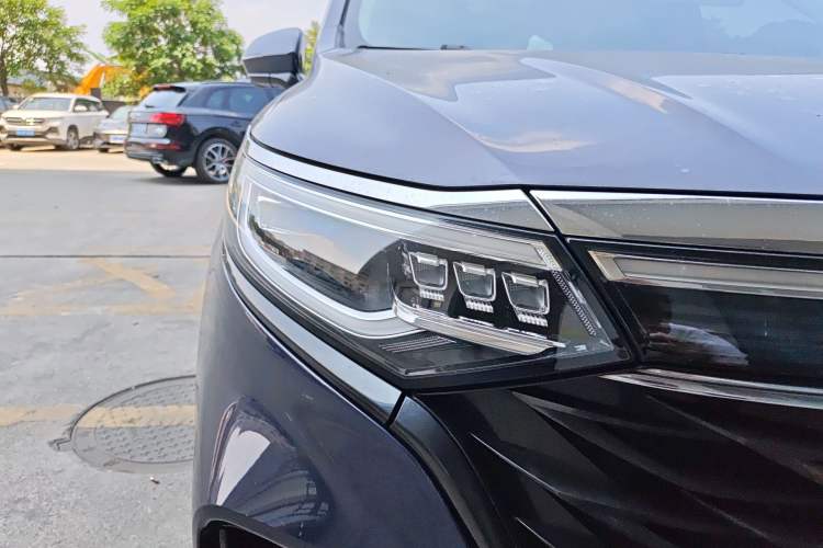 Used Roewe iMAX8 2021 400TGI Supreme Series Lu Zun Edition