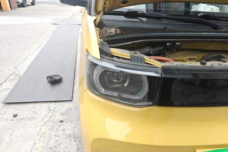 Used Wuling Hongguang MINIEV 2021 Macaron Premium Model – Lithium Iron Phosphate