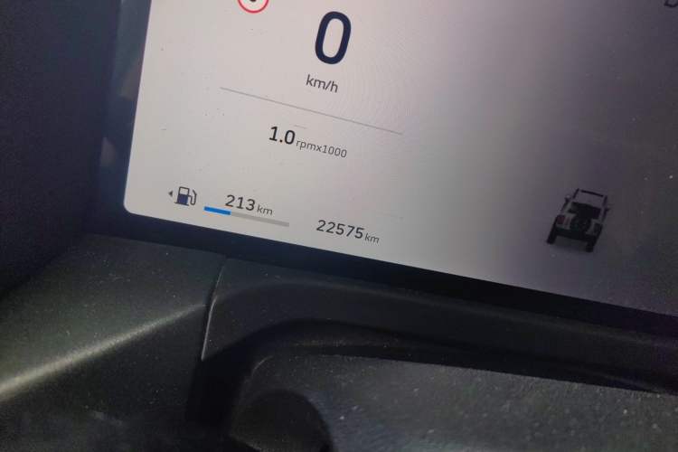 Used Tank 300 2025 2.0T Conqueror Odometer Close Up