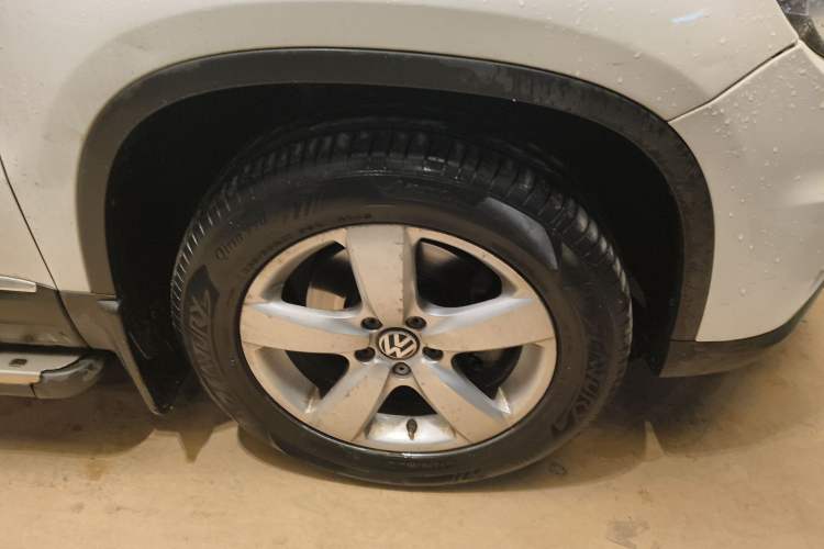 Used Volkswagen Tiguan 2010 2.0 TSI Automatic All-Wheel-Drive Elite Edition