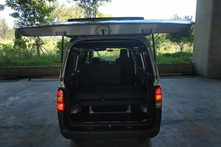 Used Wuling Zhiguang 2023 1.5L Practical Version 5/7 Seats