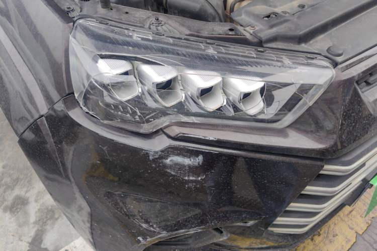 Used JMC Yuhu 9 2020 2.0T Automatic Diesel 4x4 Comfort Edition
