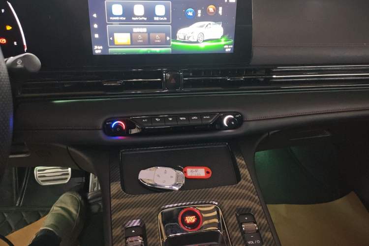 Used GAC Trumpchi EMPOW 2023 270T DCT J15 Version Audio And AC Panel