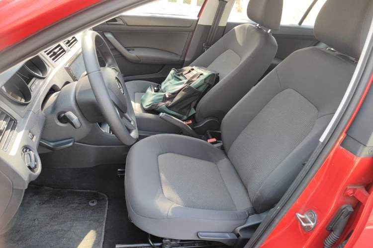 Used Skoda Rapid Spaceback 2018 1.6L Automatic Standard Edition