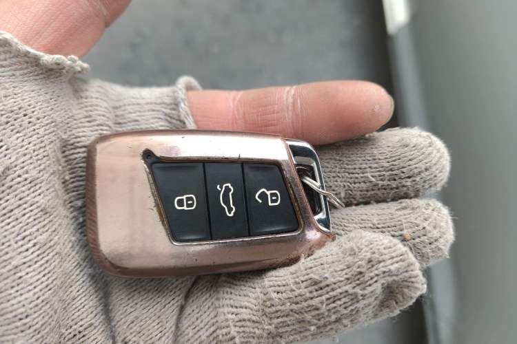 Used Volkswagen Magotan 2018 Facelift 330TSI DSG Luxury Model
