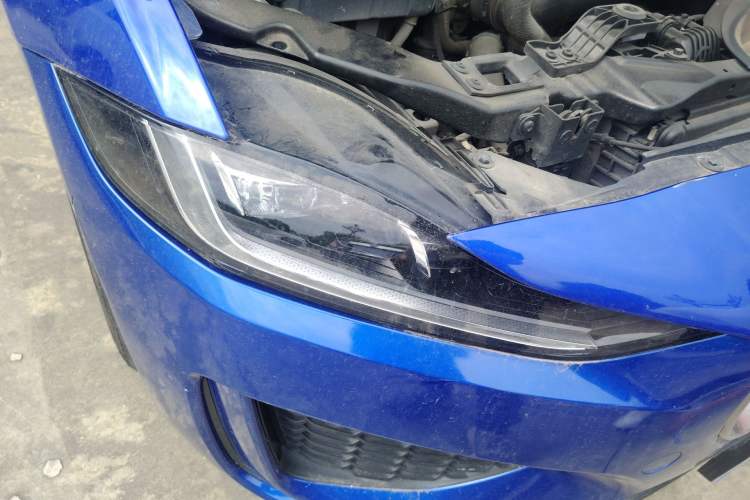 Used Jaguar XEL 2020 2.0T 200 PS R-DYNAMIC S Advanced Sport Edition Right Front Headlight