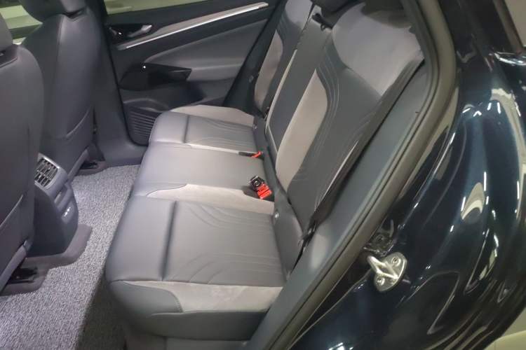 Used Volkswagen ID.4 CROZZ 2022 Long-Range Lite PRO Edition
