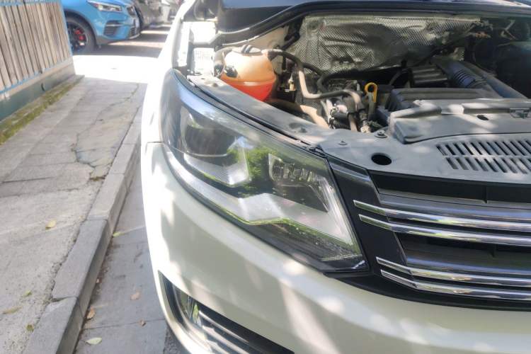 Used Volkswagen Tiguan 2016 280TSI Automatic Two-Wheel Drive Silk Road Comfort Edition
