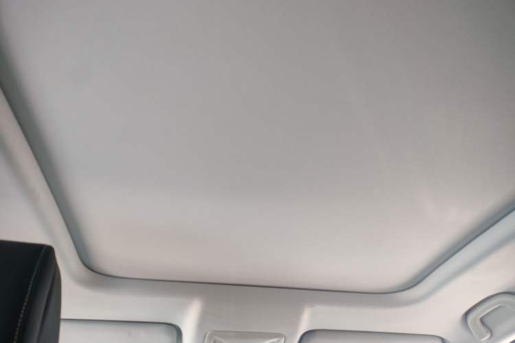 Used Changan UNI-K iDD 2024 Chuzhi iDD 1.5T 135km Smart & Fun Model
