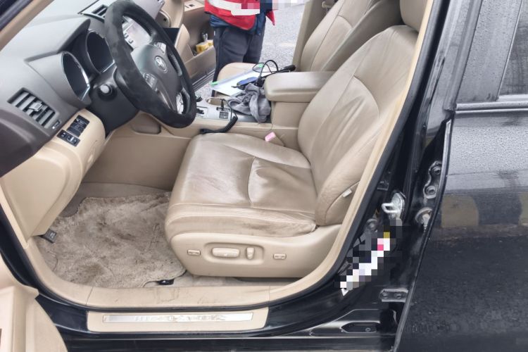 Used Toyota Highlander 2009 3.5L 4x4 7-Seater Luxury Edition Left Front Seat