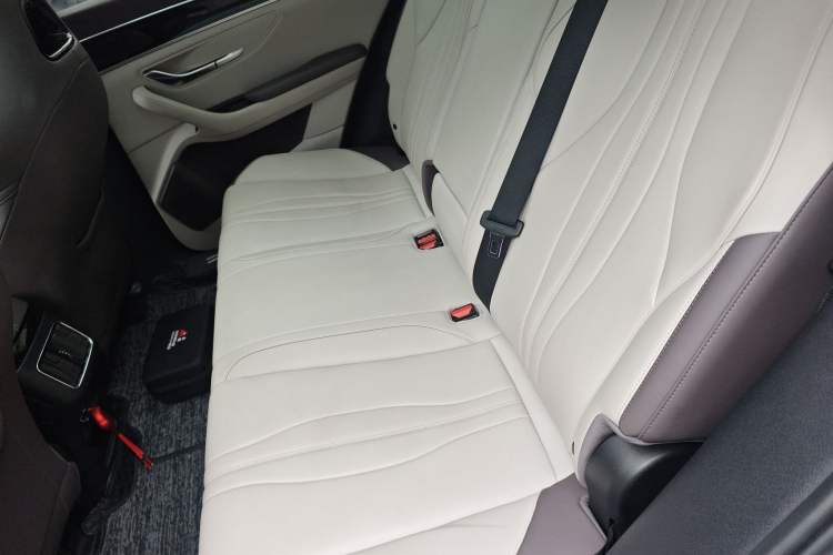 Used BYD Song PLUS New Energy 2025 DM-i 112KM Prestige Model