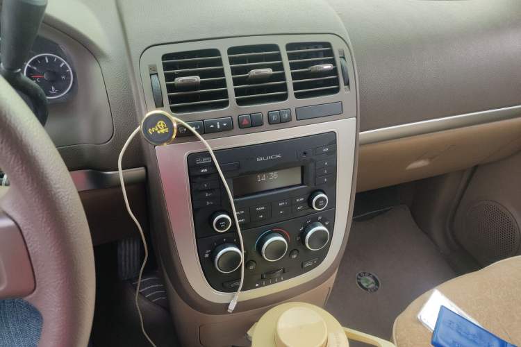 Used Buick GL8 2014 2.4L Classic Edition
