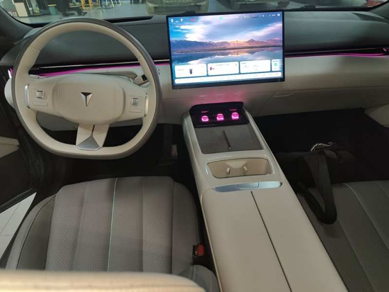 Used Deepal L07 2024 230Max Qiankun Intelligent Driving ADS SE Range-Extended Version — 9