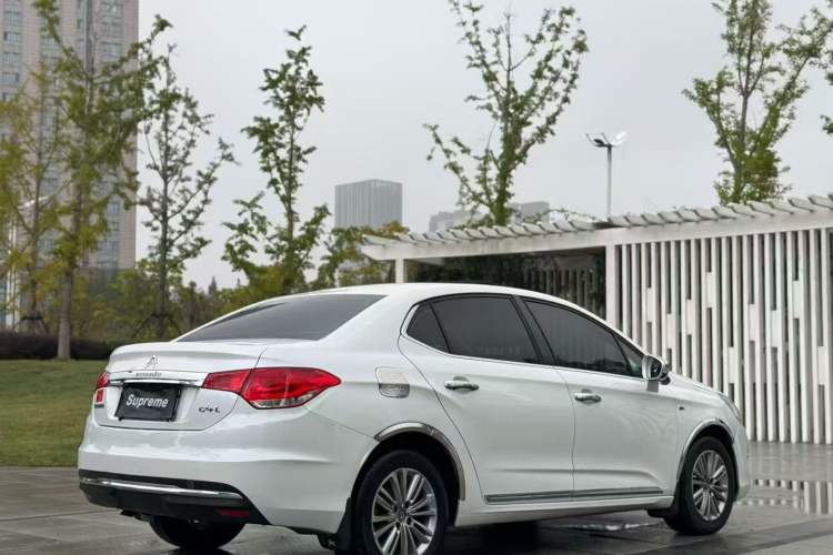 Used Citroen C4L 2015 1.8L Automatic Luxury Edition Exterior 5