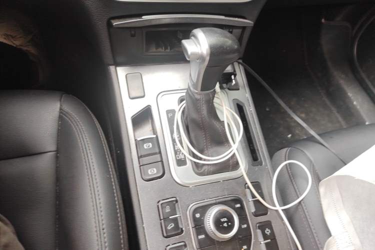 Used Haval H6 Coupe 2018 Blue Label 1.5T Automatic Two-Wheel Drive Luxury Model Gear Lever