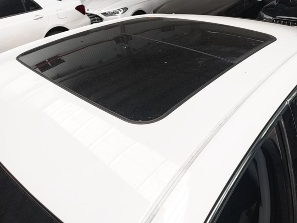 Geely Auto Preface 2023 2.0TD Prestige Version — снимка 7